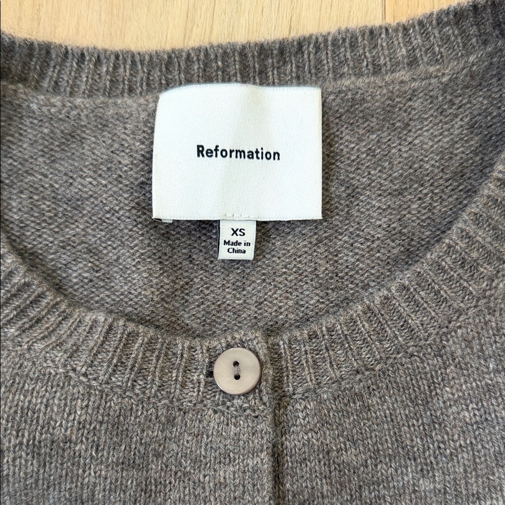 Reformation Clara Cashmere Crew Cardigan - Picture 2 of 4